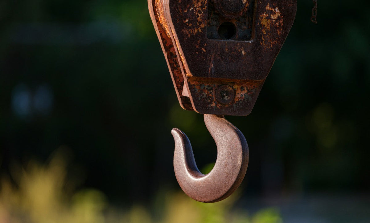 Hooks & Shackles