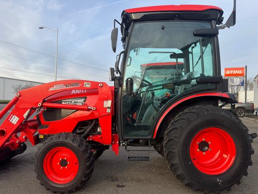 CK2620SEH CAB Kioti Tractor and KL4030C Loader