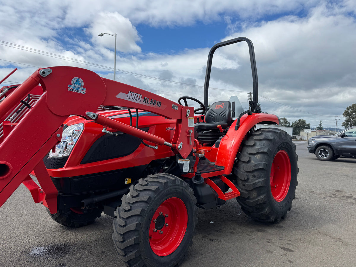 Kioti NS5310 HST Tractor with KL5810 Loader