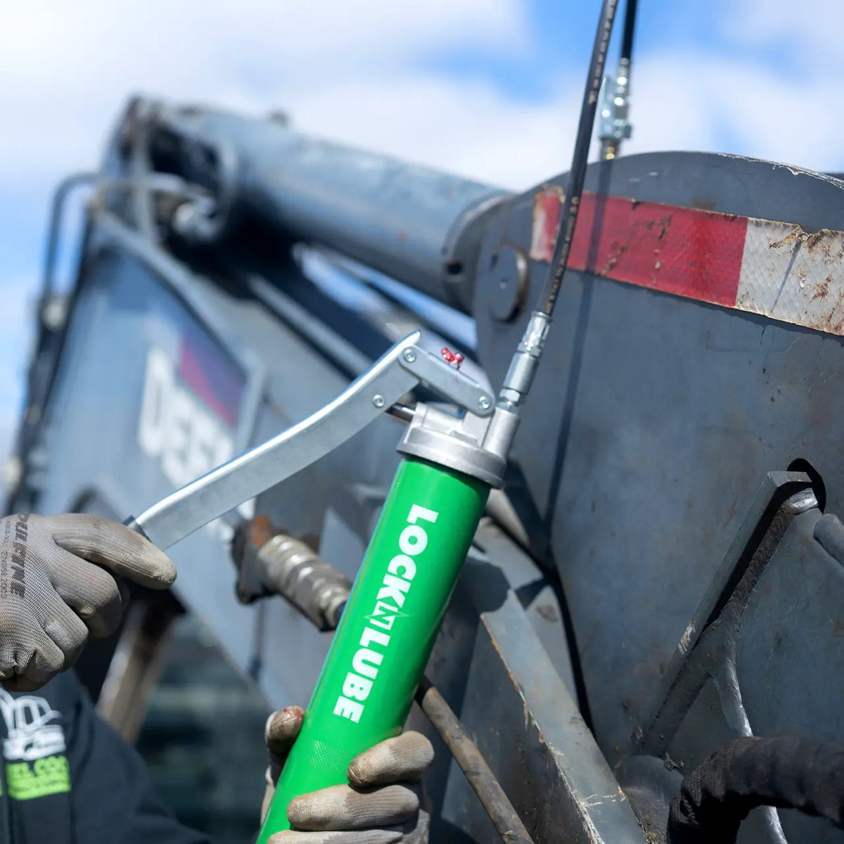 LockNLube Heavy Duty Lever Grease Gun (Green)