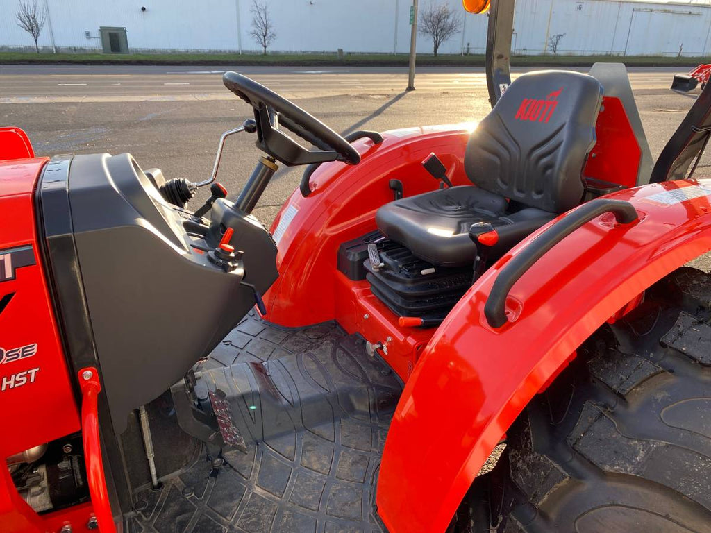 DK4210 SE HST Kioti Tractor with KL5520 Loader Cowlitz River Rigging